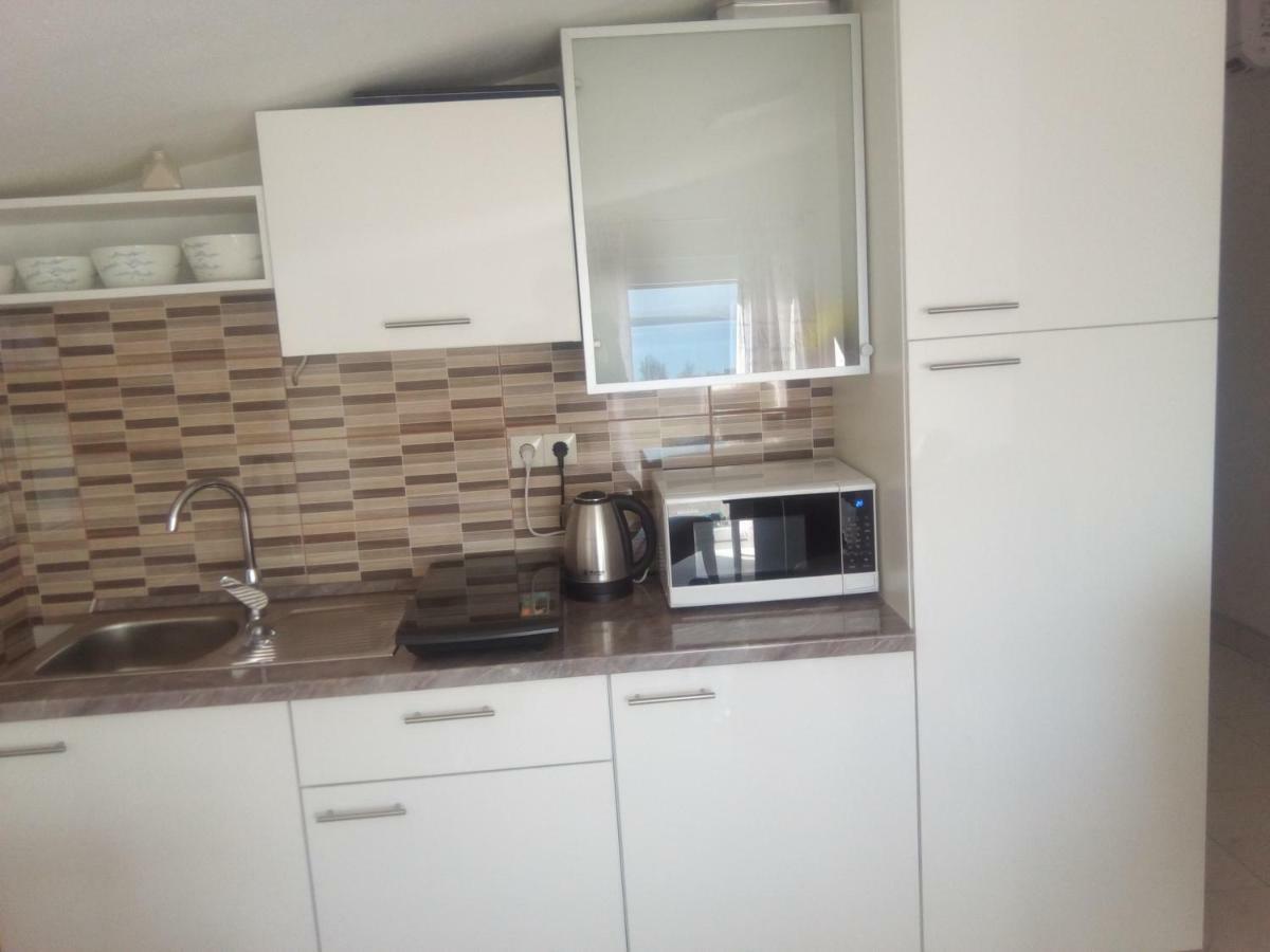 Apartmani Fran Vir Exteriér fotografie
