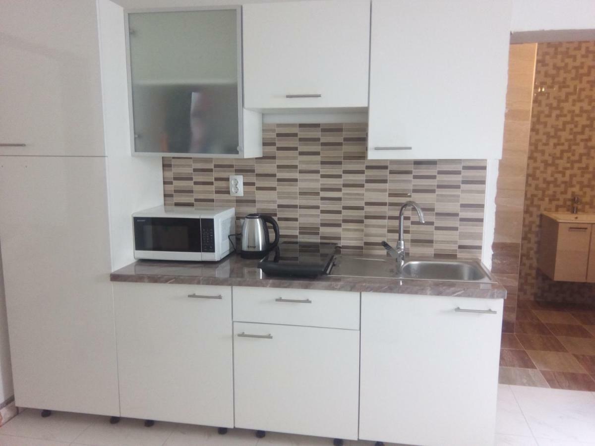 Apartmani Fran Vir Exteriér fotografie