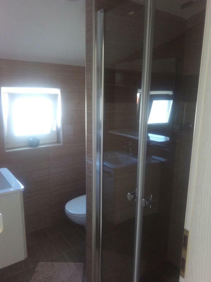 Apartmani Fran Vir Exteriér fotografie