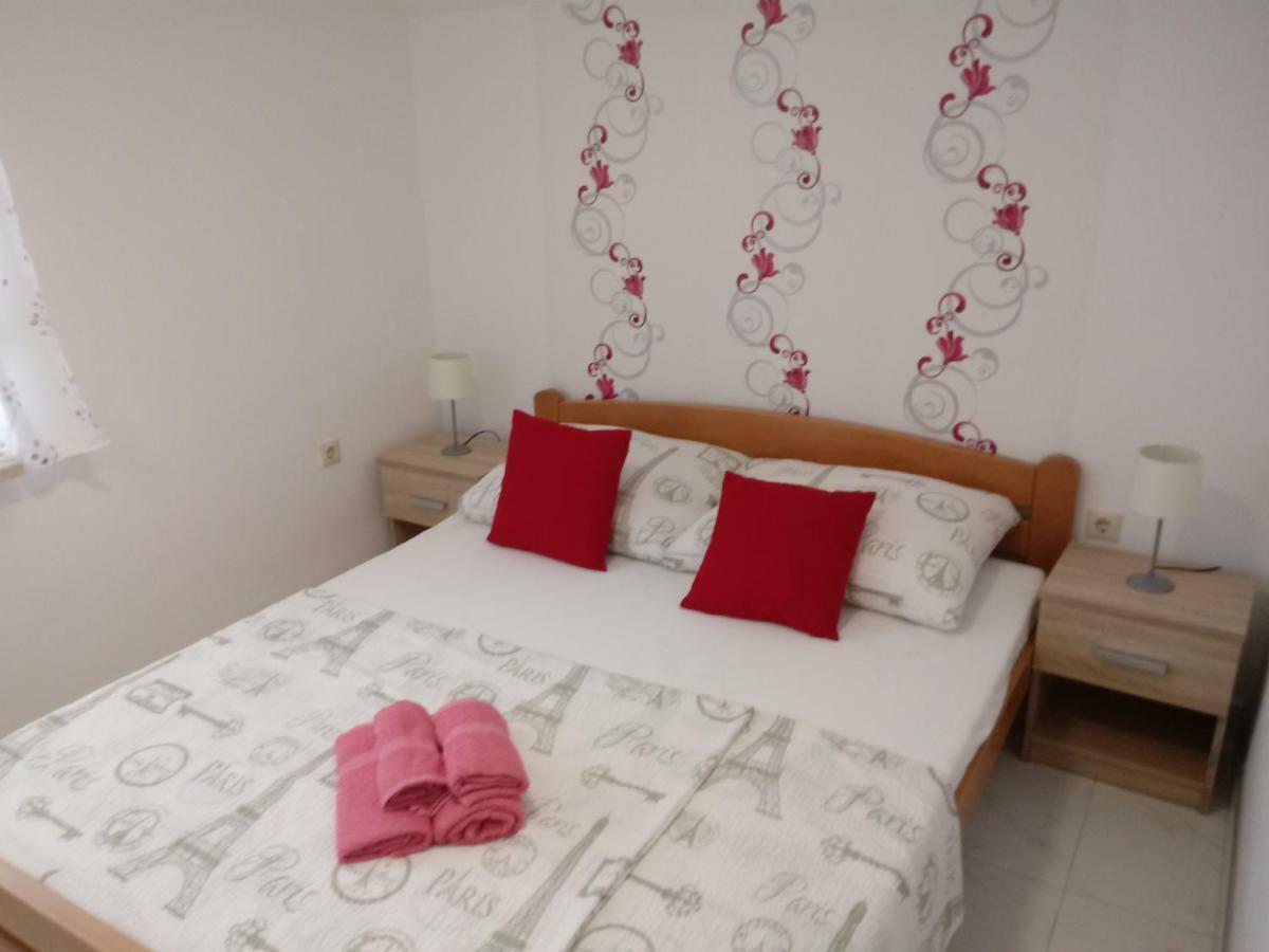 Apartmani Fran Vir Exteriér fotografie