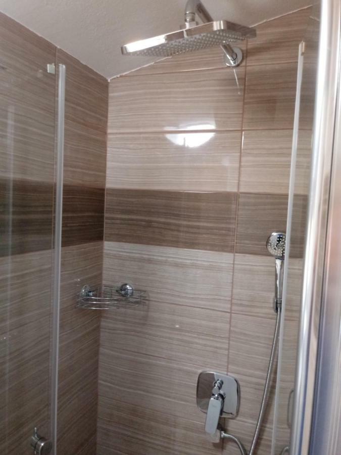 Apartmani Fran Vir Exteriér fotografie