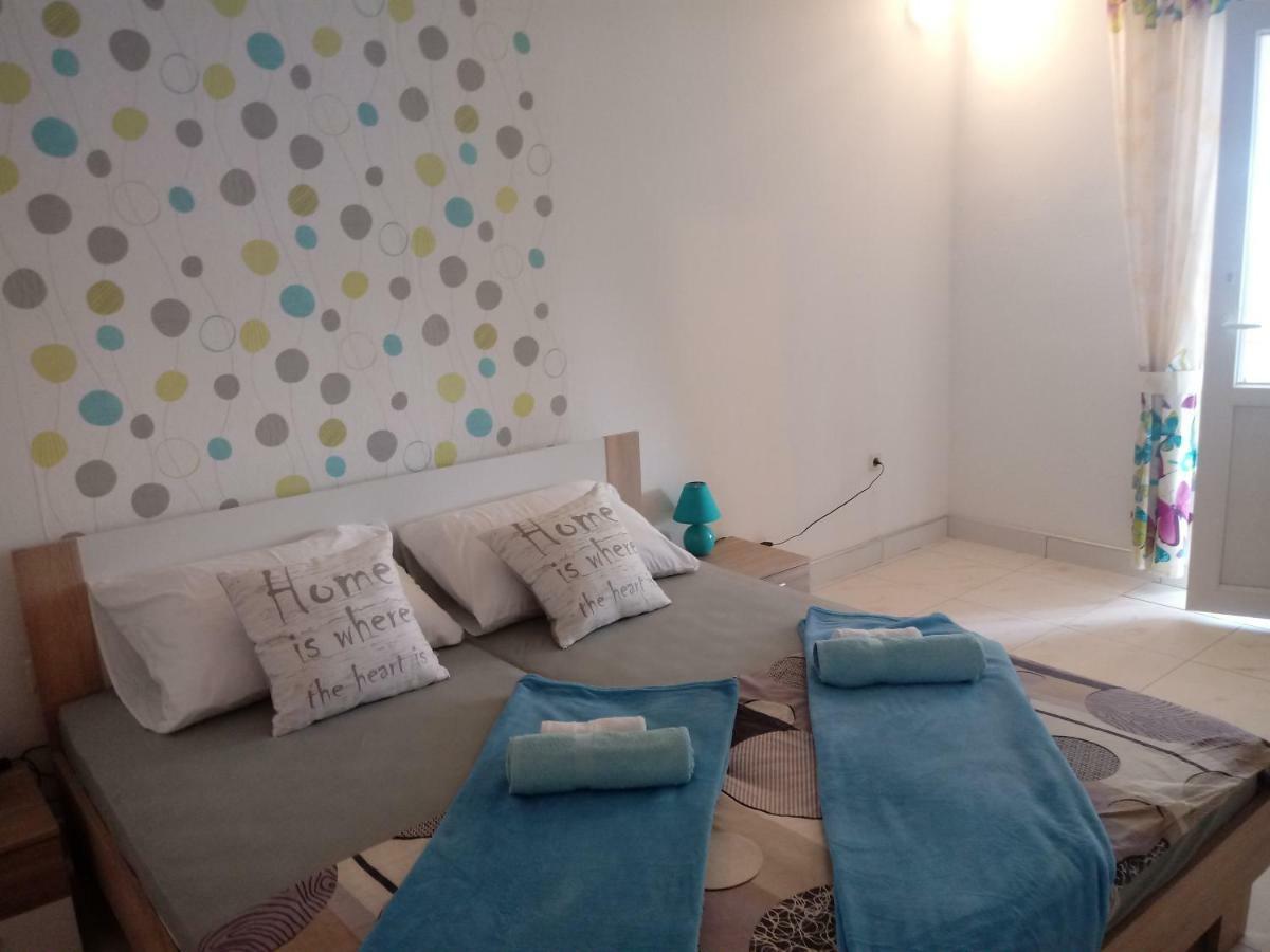 Apartmani Fran Vir Exteriér fotografie